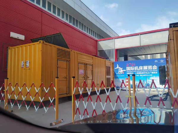 界首发电车出租-发电机无电压或电压太低怎么办？