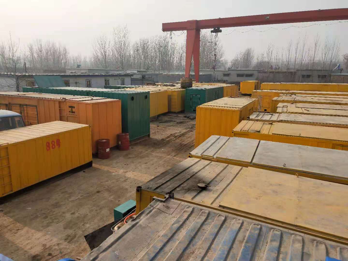 界首租赁发电机-灰尘、风沙对柴油发电机组造成哪些不良影响？